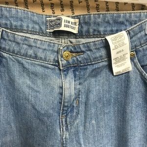 Woman’s Jeans